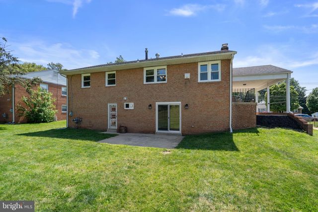 7530 FAIRWOOD LN, Falls Church, VA 22046