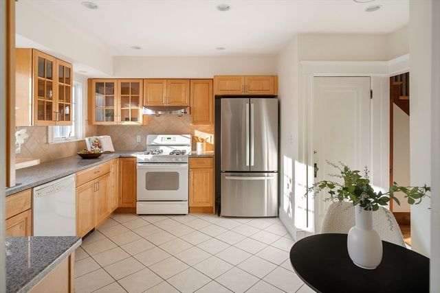 1643 Washington St, Newton, MA 02465