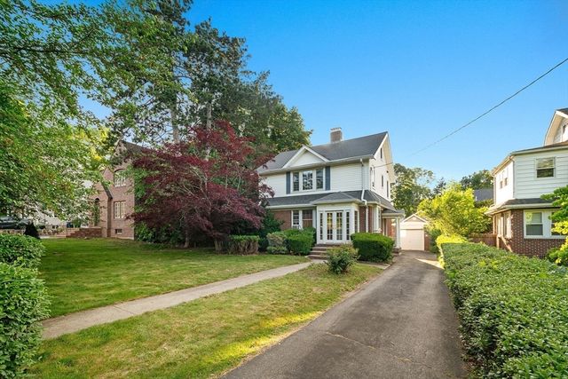 1643 Washington St, Newton, MA 02465