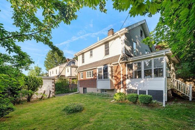 1643 Washington St, Newton, MA 02465