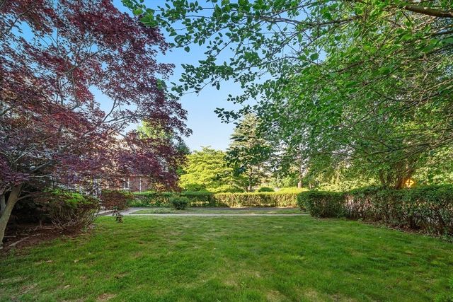 1643 Washington St, Newton, MA 02465
