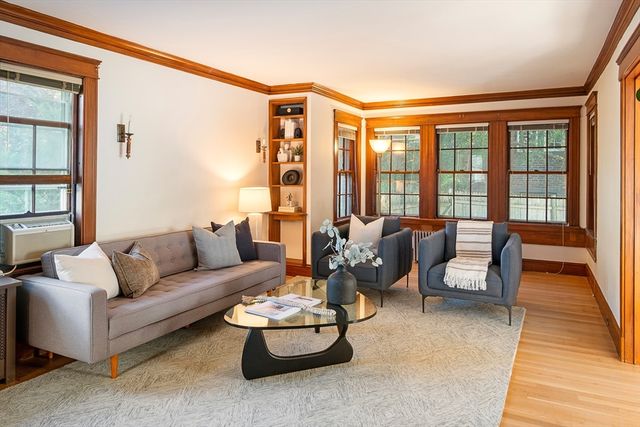 1643 Washington St, Newton, MA 02465