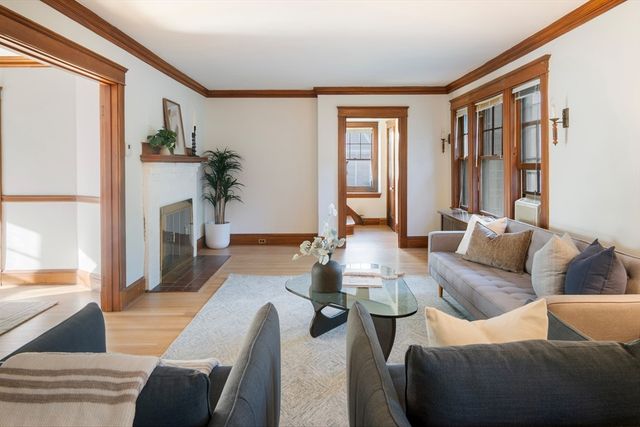 1643 Washington St, Newton, MA 02465