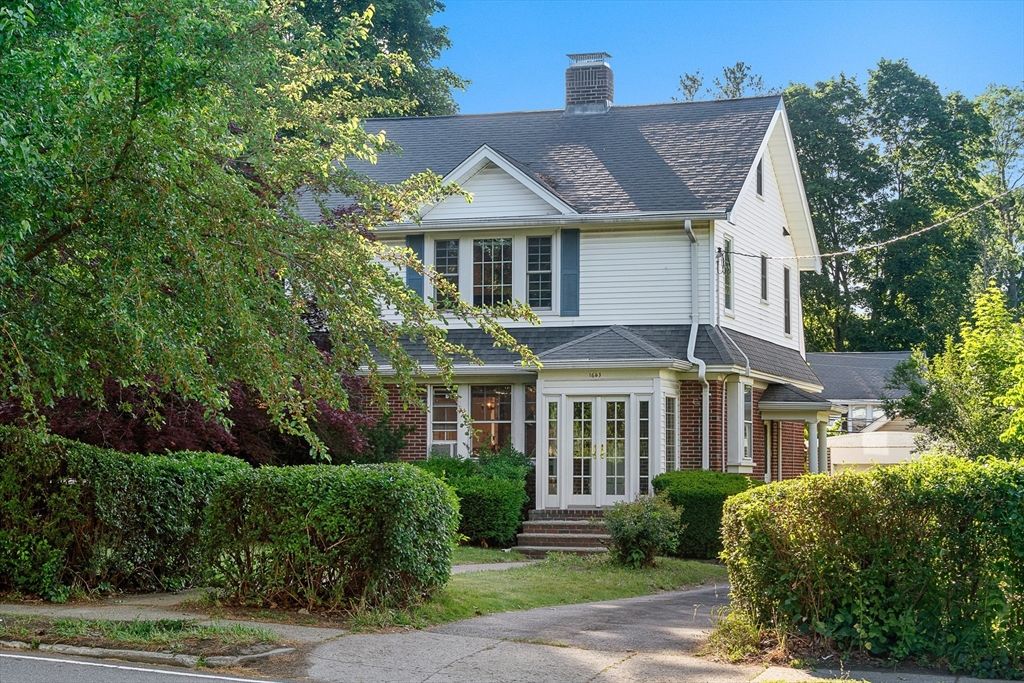 1643 Washington St, Newton, MA 02465