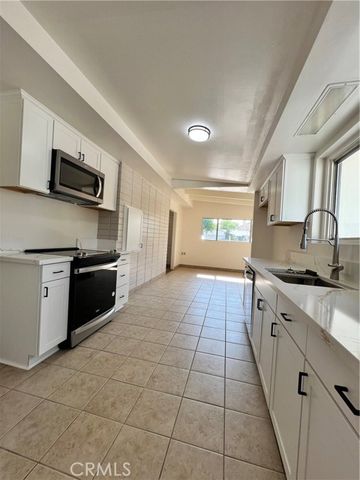 38710 Yucca Tree Street, Palmdale, CA 93551