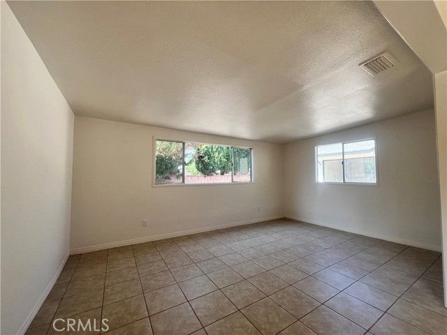 38710 Yucca Tree Street, Palmdale, CA 93551