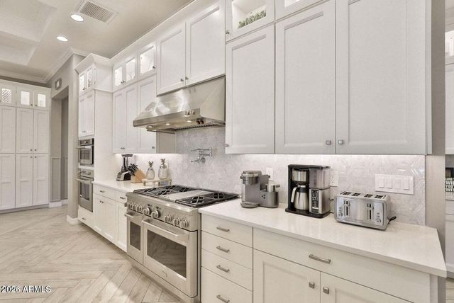 13730 W BLOOMINGTON Street, Litchfield Park, AZ 85340
