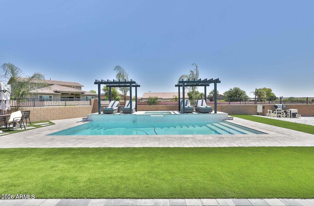 13730 W BLOOMINGTON Street, Litchfield Park, AZ 85340 — photo 5