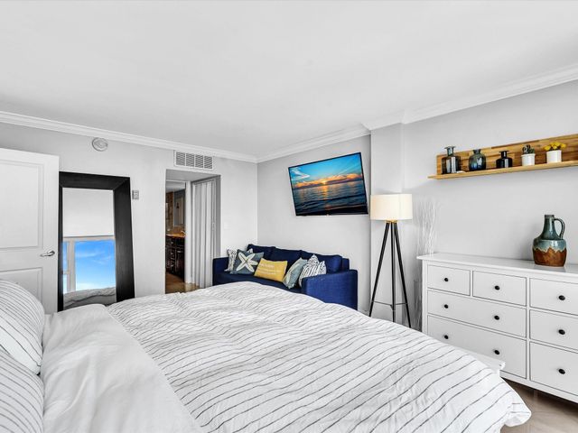 4040 Galt Ocean Dr 811, Fort Lauderdale, FL 33308