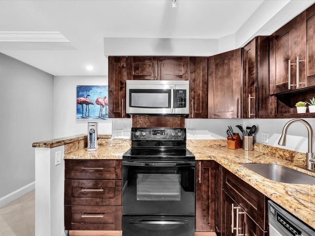 4040 Galt Ocean Dr 811, Fort Lauderdale, FL 33308