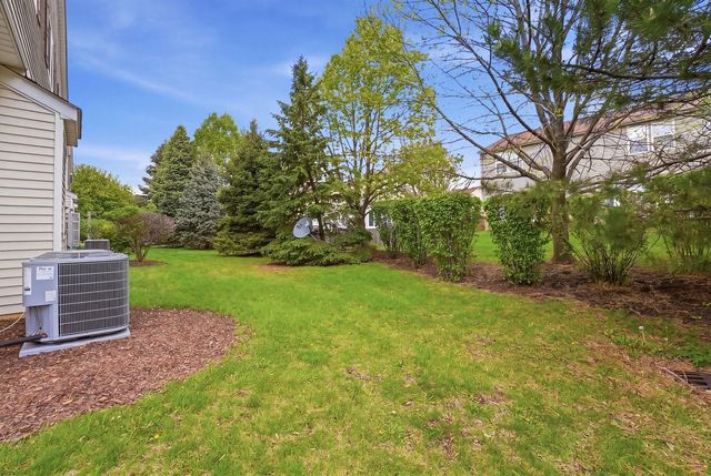 1814 Candlelight Circle, Montgomery, IL 60538