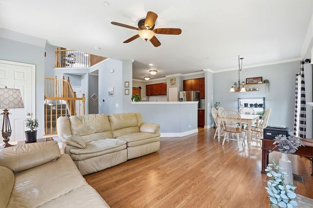 1814 Candlelight Circle, Montgomery, IL 60538