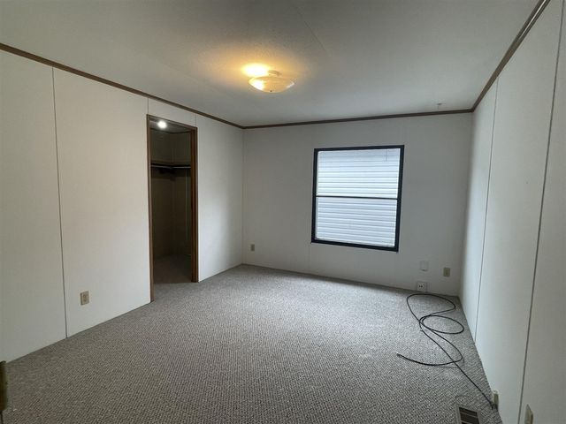 229 Cadgewith, Lansing, MI 48906