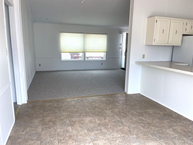 229 Cadgewith, Lansing, MI 48906
