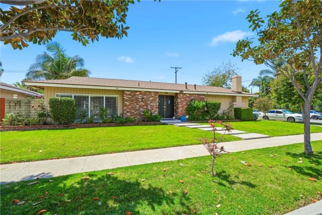 1382 Lance Drive, Tustin, CA 92780