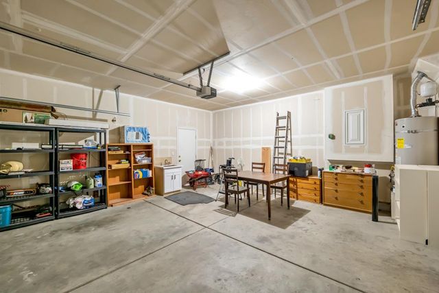 5912 CADDINGTON Way, Sacramento, CA 95835