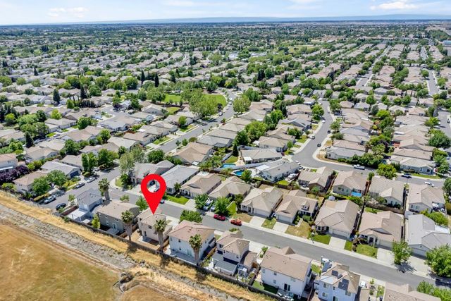 5912 CADDINGTON Way, Sacramento, CA 95835