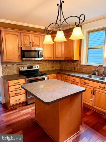 163 2ND ST, Highspire, PA 17034