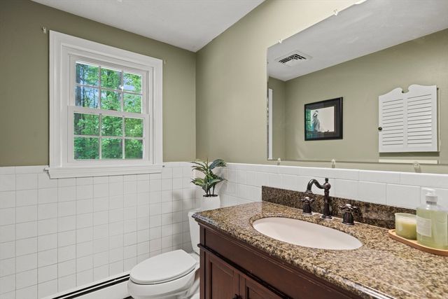 5 Ivanhoe Dr., Lynnfield, MA 01940