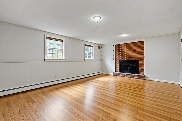 5 Ivanhoe Dr., Lynnfield, MA 01940