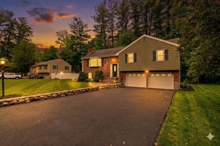 5 Ivanhoe Dr., Lynnfield, MA 01940