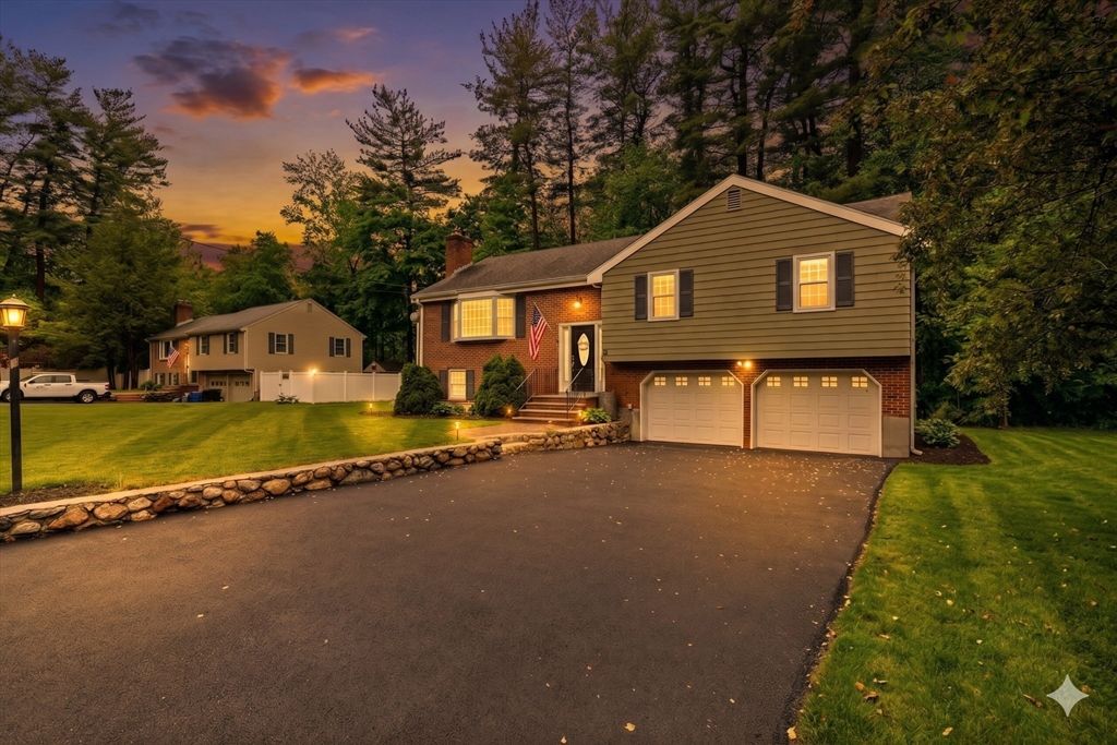 5 Ivanhoe Dr., Lynnfield, MA 01940