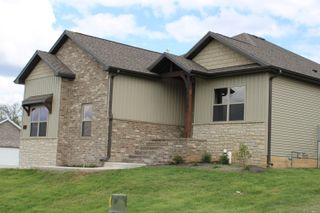 1100 South Swift, Ozark, MO 65721