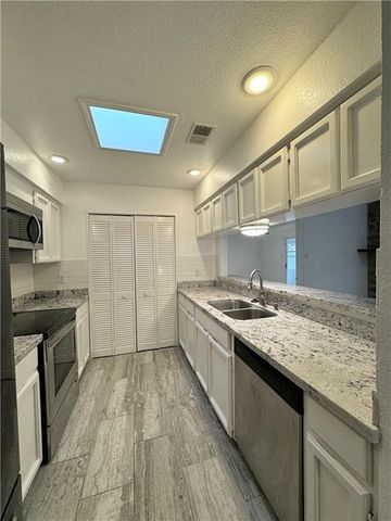 1314 Harbor Lights Dr, Corpus Christi, TX 78412