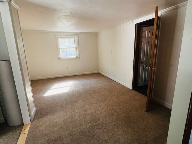 94 City Depot Rd, Charlton, MA 01507