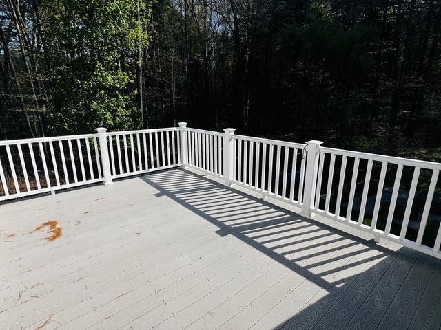 94 City Depot Rd, Charlton, MA 01507
