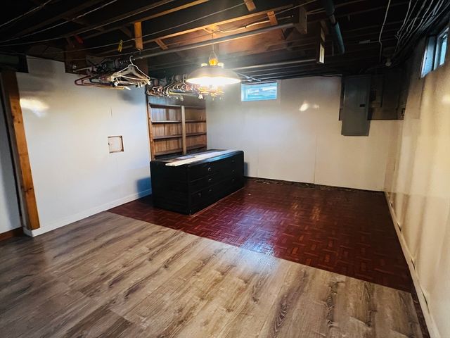 94 City Depot Rd, Charlton, MA 01507