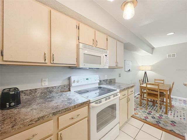 12602 CREST SPRINGS LANE 1333, Orlando, FL 32828