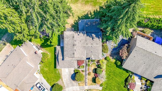1301 Bel Air Road, Tacoma, WA 98406