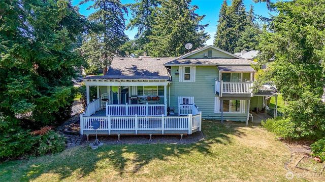 1301 Bel Air Road, Tacoma, WA 98406