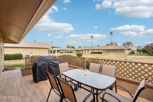 9912 W SANDSTONE Drive, Sun City, AZ 85351