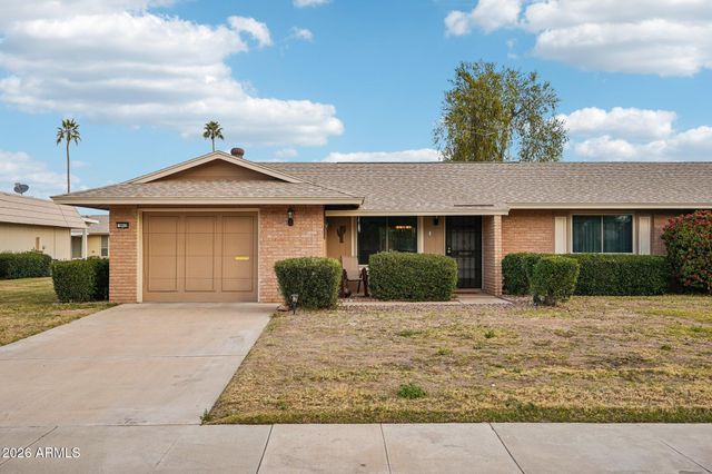 9912 W SANDSTONE Drive, Sun City, AZ 85351