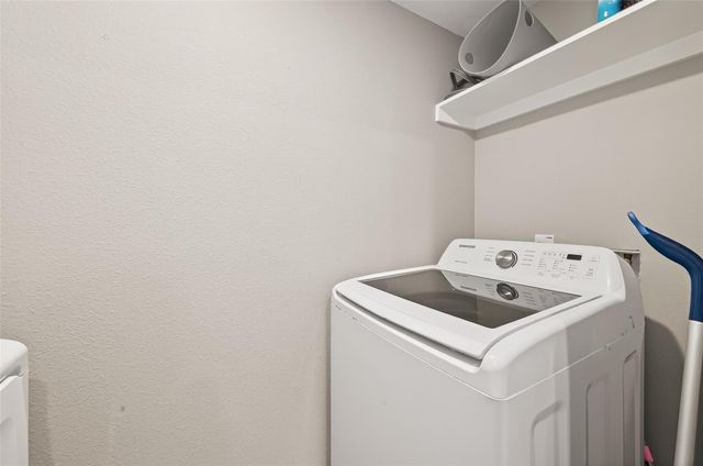 2800 Jeanetta Street 1211, Houston, TX 77063