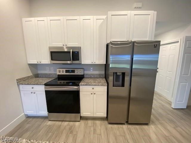 121 SE 13th ST, Cape Coral, FL 33990