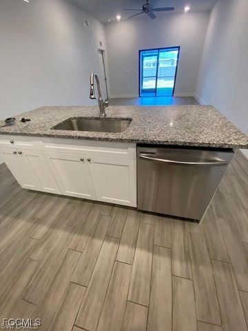 121 SE 13th ST, Cape Coral, FL 33990