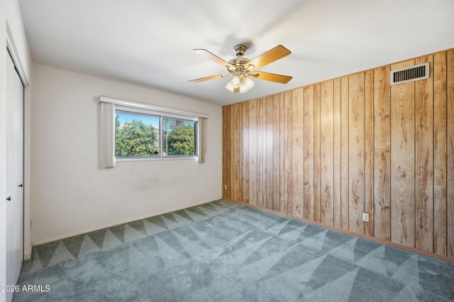 2042 N CENTER Street, Mesa, AZ 85201