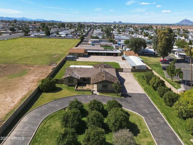 2042 N CENTER Street, Mesa, AZ 85201