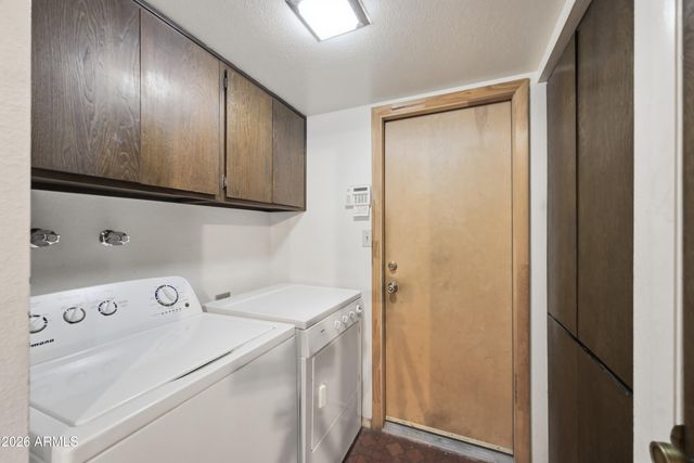 2042 N CENTER Street, Mesa, AZ 85201