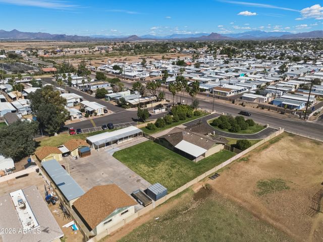 2042 N CENTER Street, Mesa, AZ 85201