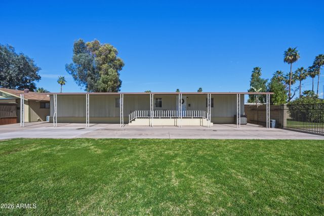 2042 N CENTER Street, Mesa, AZ 85201