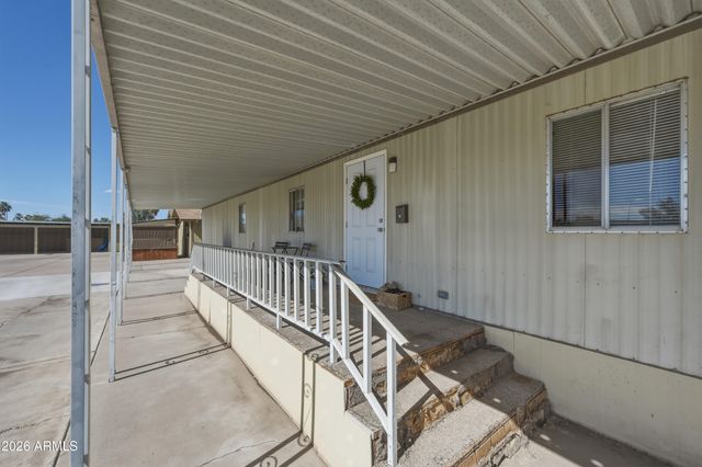 2042 N CENTER Street, Mesa, AZ 85201