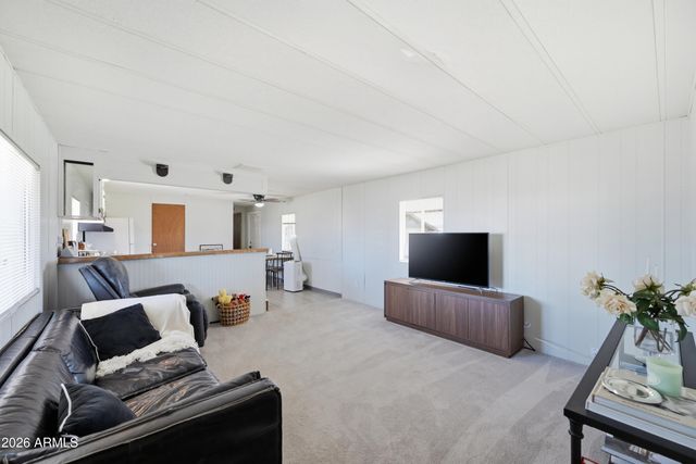 2042 N CENTER Street, Mesa, AZ 85201