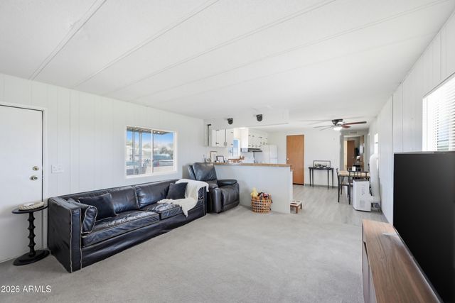 2042 N CENTER Street, Mesa, AZ 85201