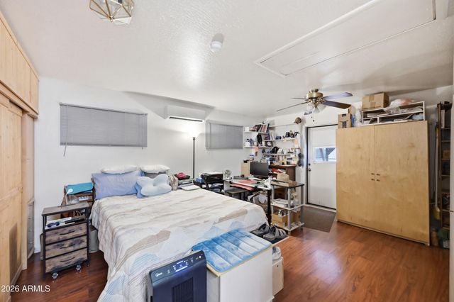 2042 N CENTER Street, Mesa, AZ 85201