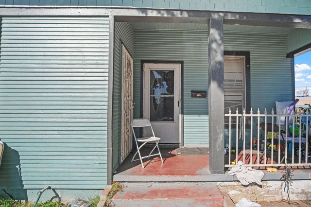 402 Maple St, Modesto, CA 95351