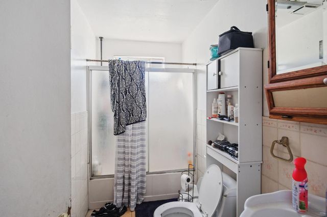 402 Maple St, Modesto, CA 95351